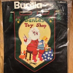 Santa's Toy Shop Wall Panel Kit Bucilla 48633 USA